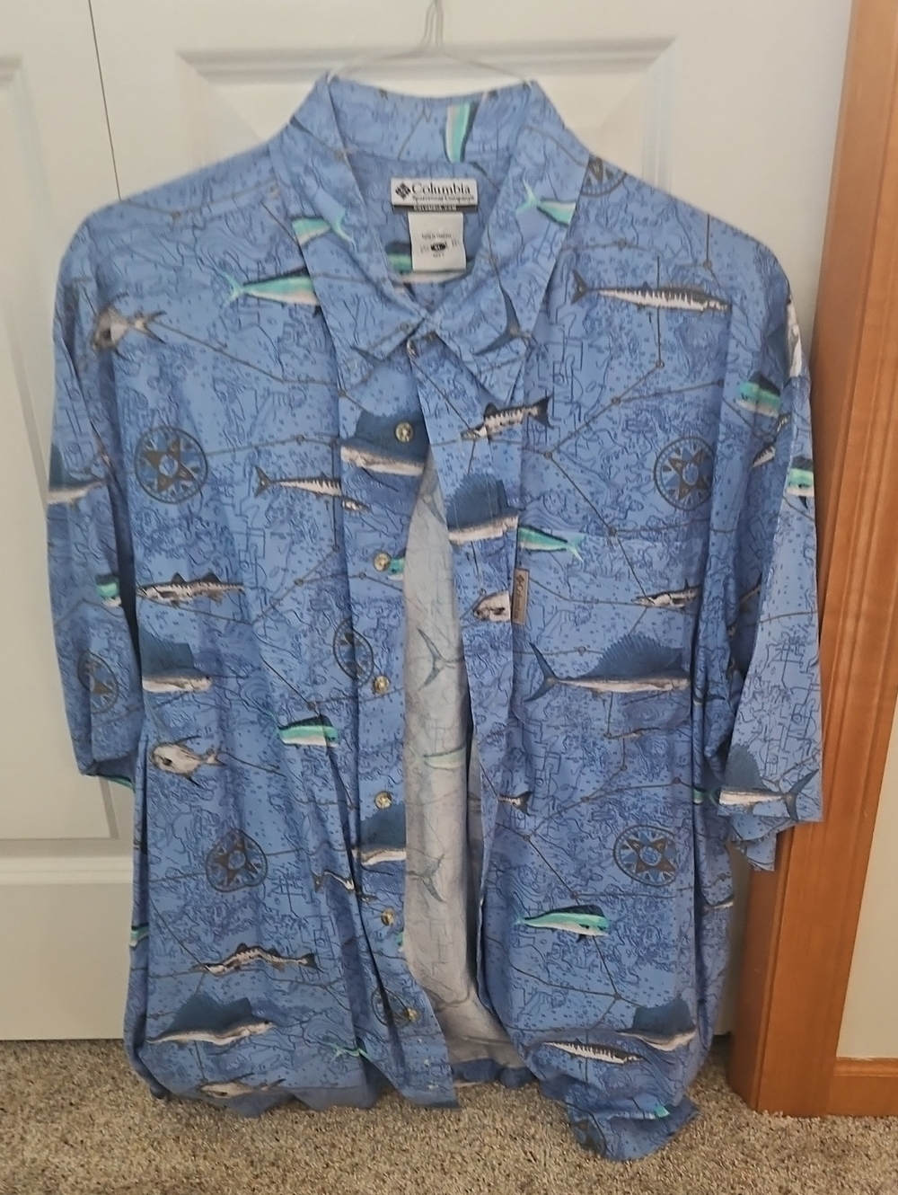 Columbia Light Blue Short-Sleeve Fishing Print Shirt Jacket